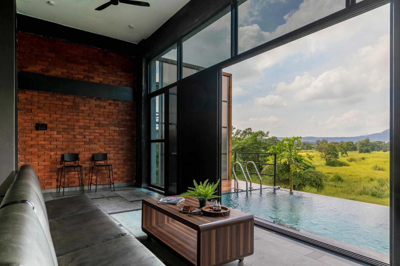 Two Villa By Stayvista With Infinity Pool, Farm & Mountain Views, Modern Interiors Karjat Εξωτερικό φωτογραφία